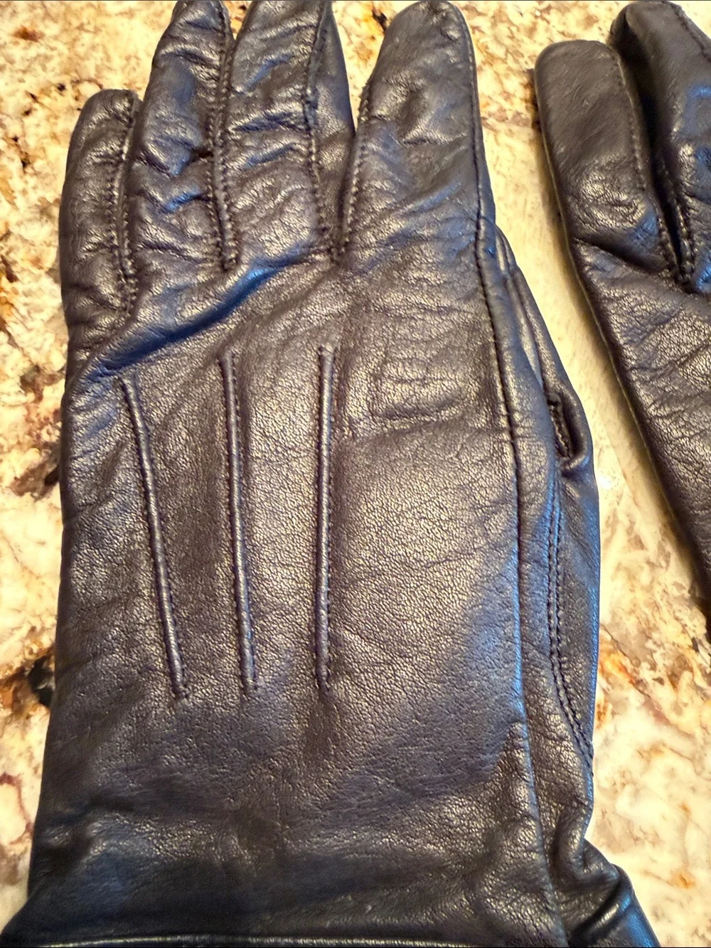 Harley-Davidson Black Leather Women's Gloves with Pink Embroidered Flame Cuff